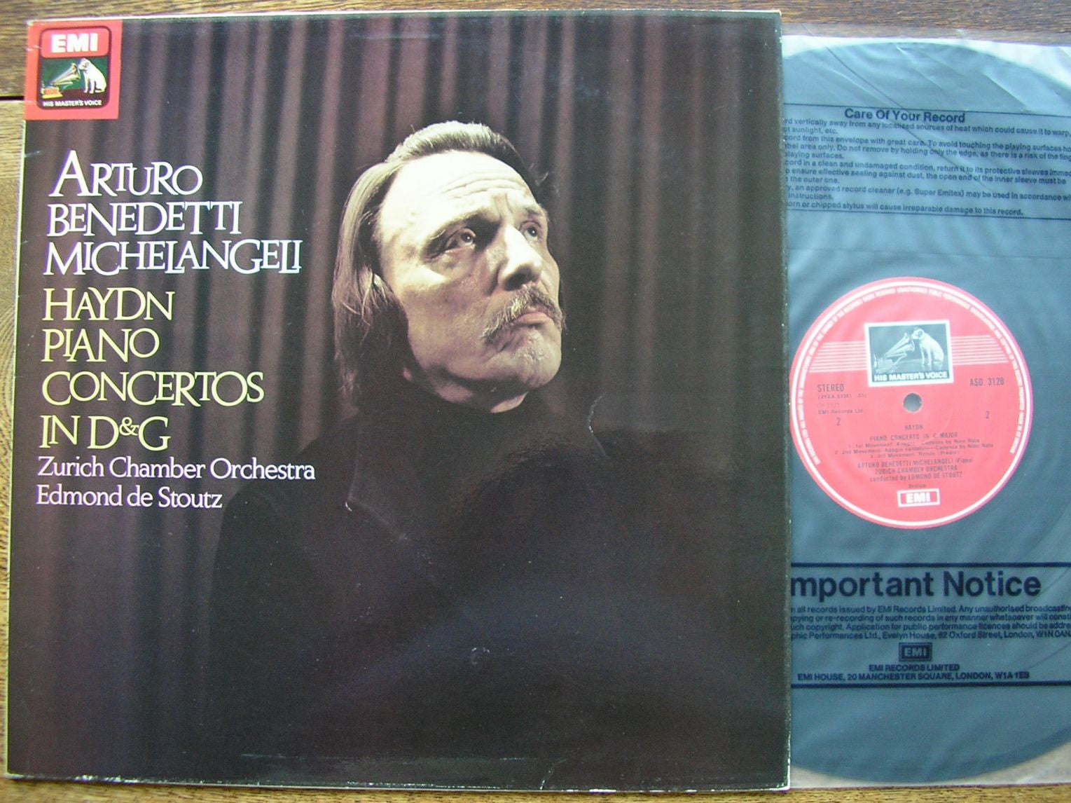 HAYDN: PIANO CONCERTOS IN D & G MICHELANGELI / ZURICH CHAMBER ORCHESTRA / DE STOUTZ ASD 3128