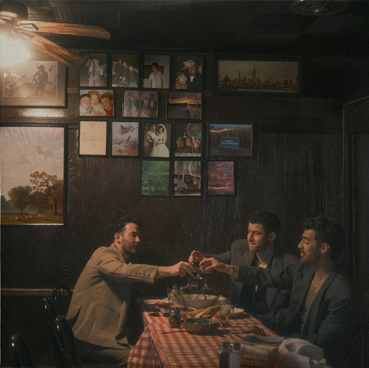 Jonas Brothers - Greetings From Your Hometown