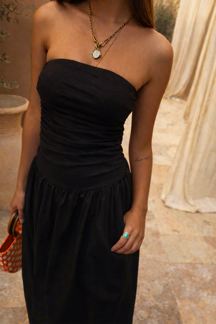 Black Lola Mid-axi Dress